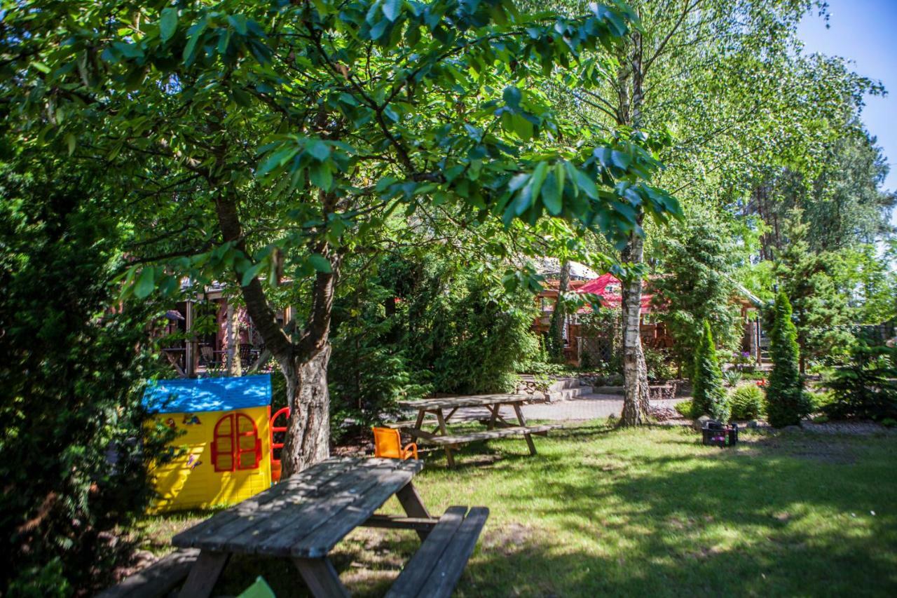 Poziomka Hotell Kujan Exteriör bild