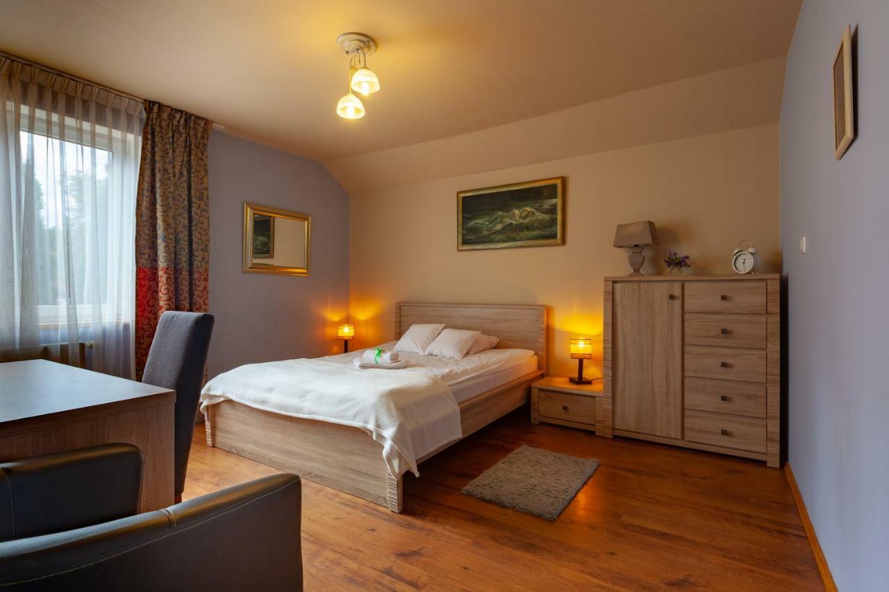 Poziomka Hotell Kujan Exteriör bild